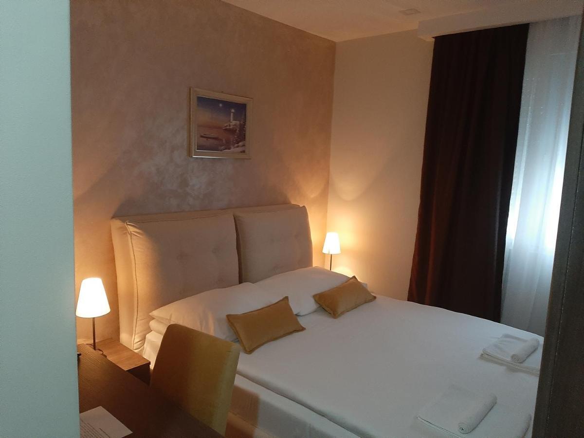 Hotel Usce Sabac Exterior photo